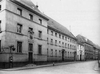 Ursulinenkloster und -schule zur Zeit des Kaiserreichs