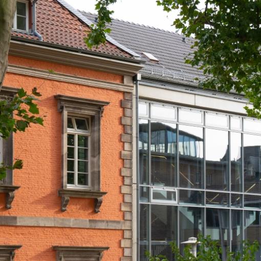 Wiedersehen nach zehn Jahren – Einladung an den Abiturjahrgang 2016 zur Abholung der Abiturklausuren