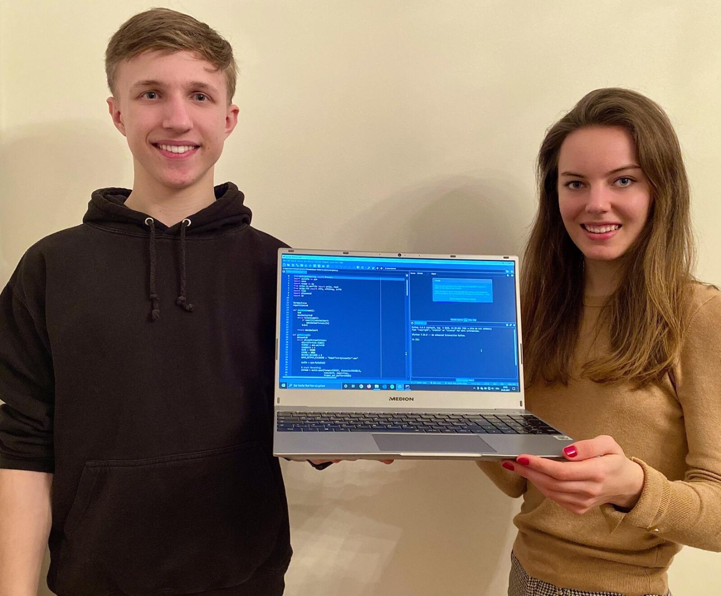 Lea Sophie Koch und Dominic Drewes, Q1