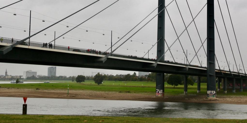 Über die Kniebrücke auf die lange Runde <br></br>