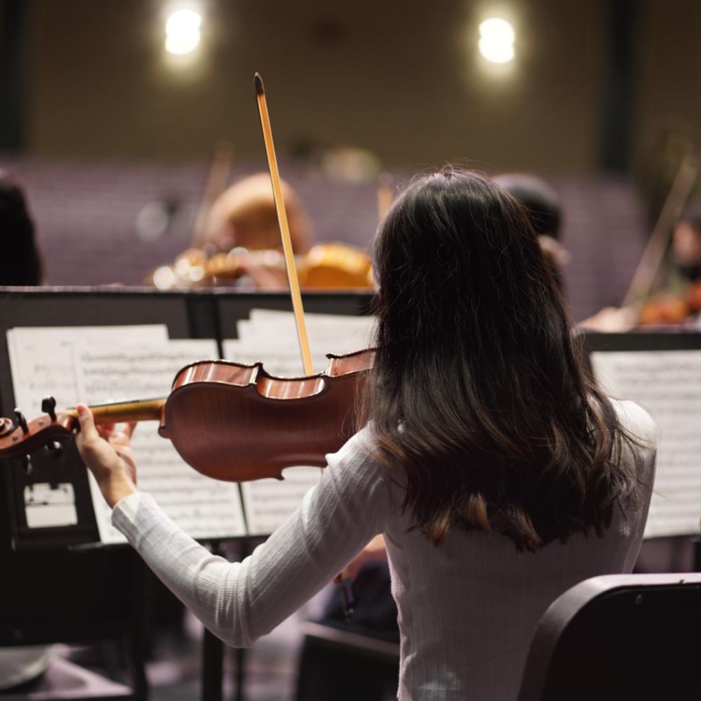 Schulorchester lädt zur Matinee in der Oper ein