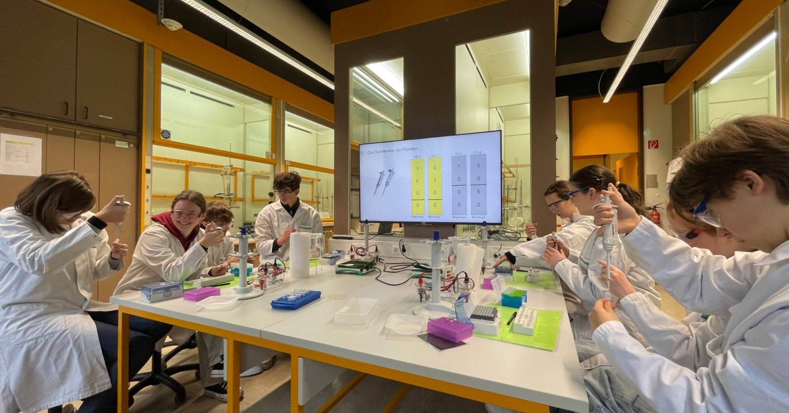 Bio-LK unterwegs: BayLab und Brauereien