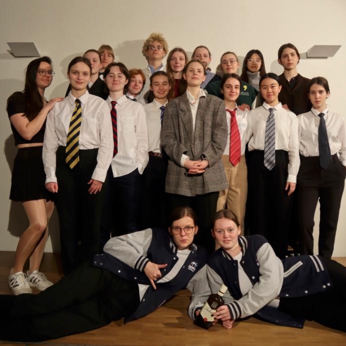 Der English Theatre Club spielt „Dead Poets Society“