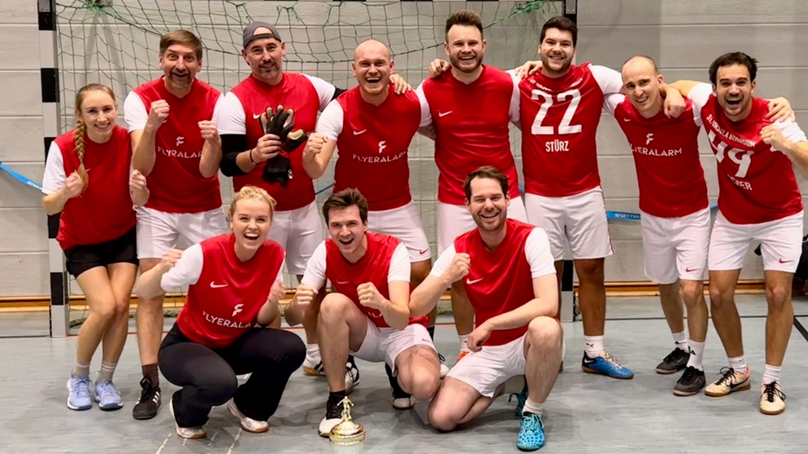 Das siegreiche Team der Lehrerinnen und Lehrer